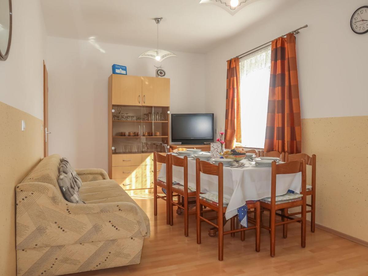 Holiday Home Stanka - Snj218 By Interhome Свети Юрай Екстериор снимка